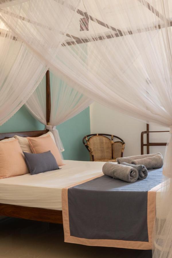 Rise - Bed & Breakfast Weligama Eksteriør billede