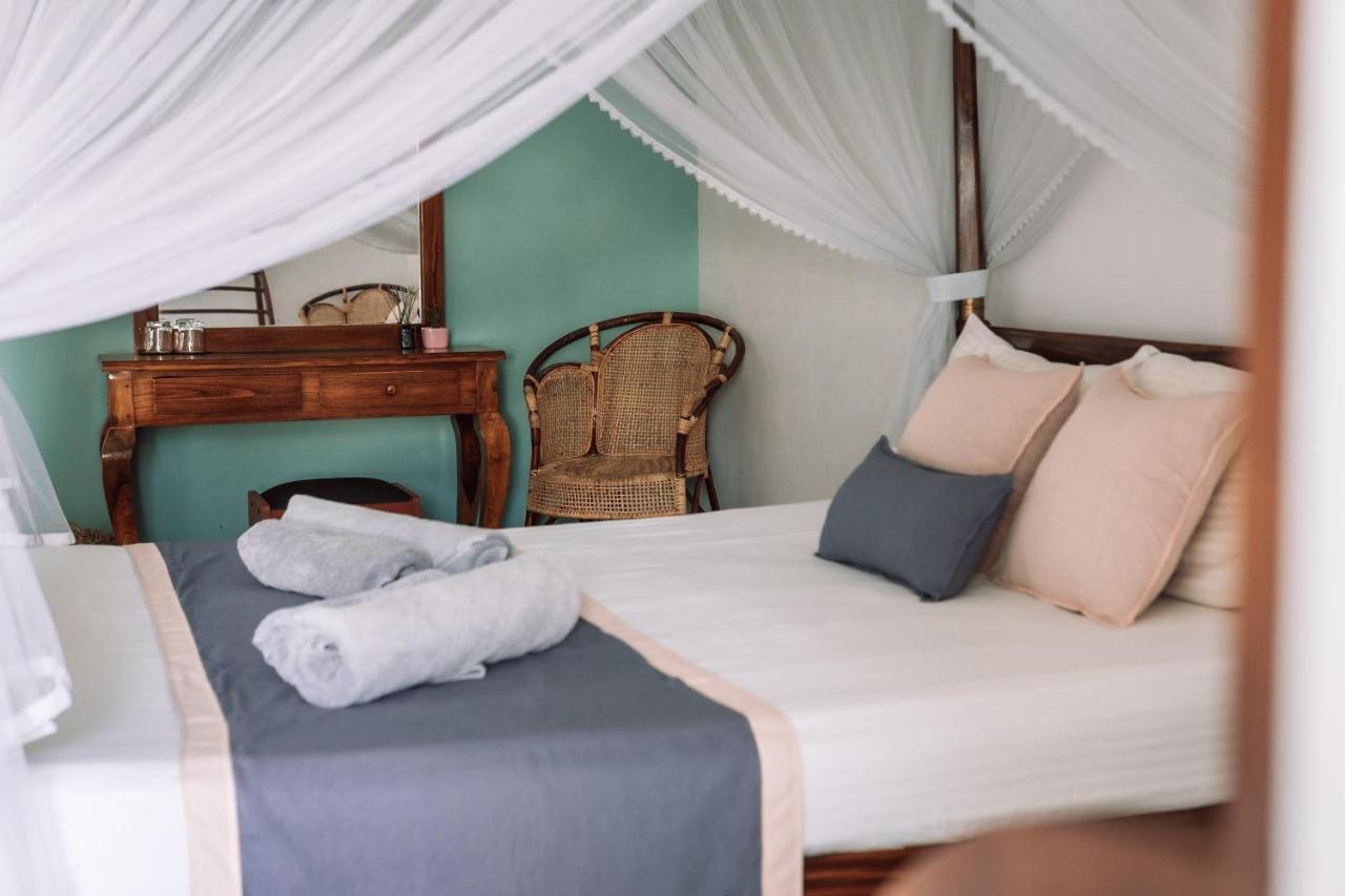 Rise - Bed & Breakfast Weligama Eksteriør billede